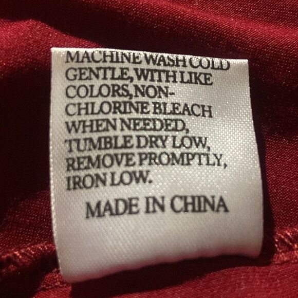 Women's Red Long Sleeve Top Size XXL Red Burgundy - Picture 3 of 4